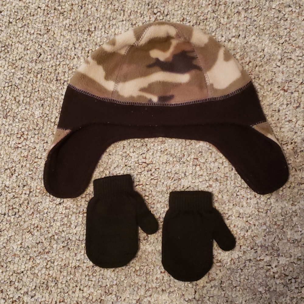 Toddler Camo Hat/Mitten Set